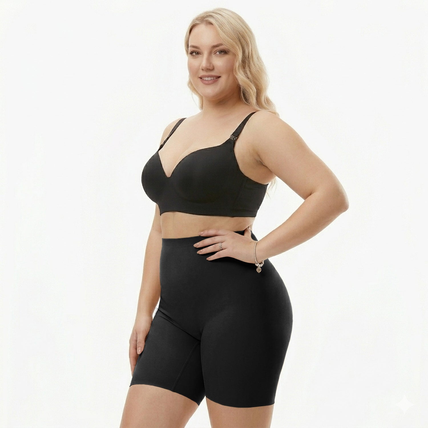 Korrigierende High-Waist-Shorts mit langen Beinlängen – Nahtlos