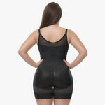 Korrigierender Bodysuit mit Eingebautem BH, Haken und Reißverschluss